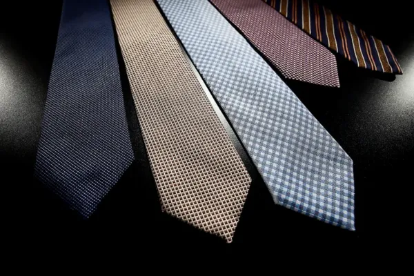 معرفی انواع انتخاب کراوات