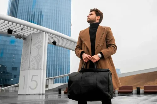 پارچه مناسب پالتو مردانه